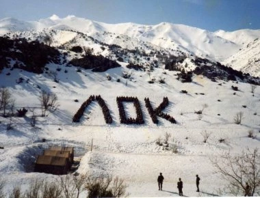 Μόνο ένας τρόπος υπάρχει για να πάρεις τον πράσινο μπερέ! Δείτε τον (βιντεο)